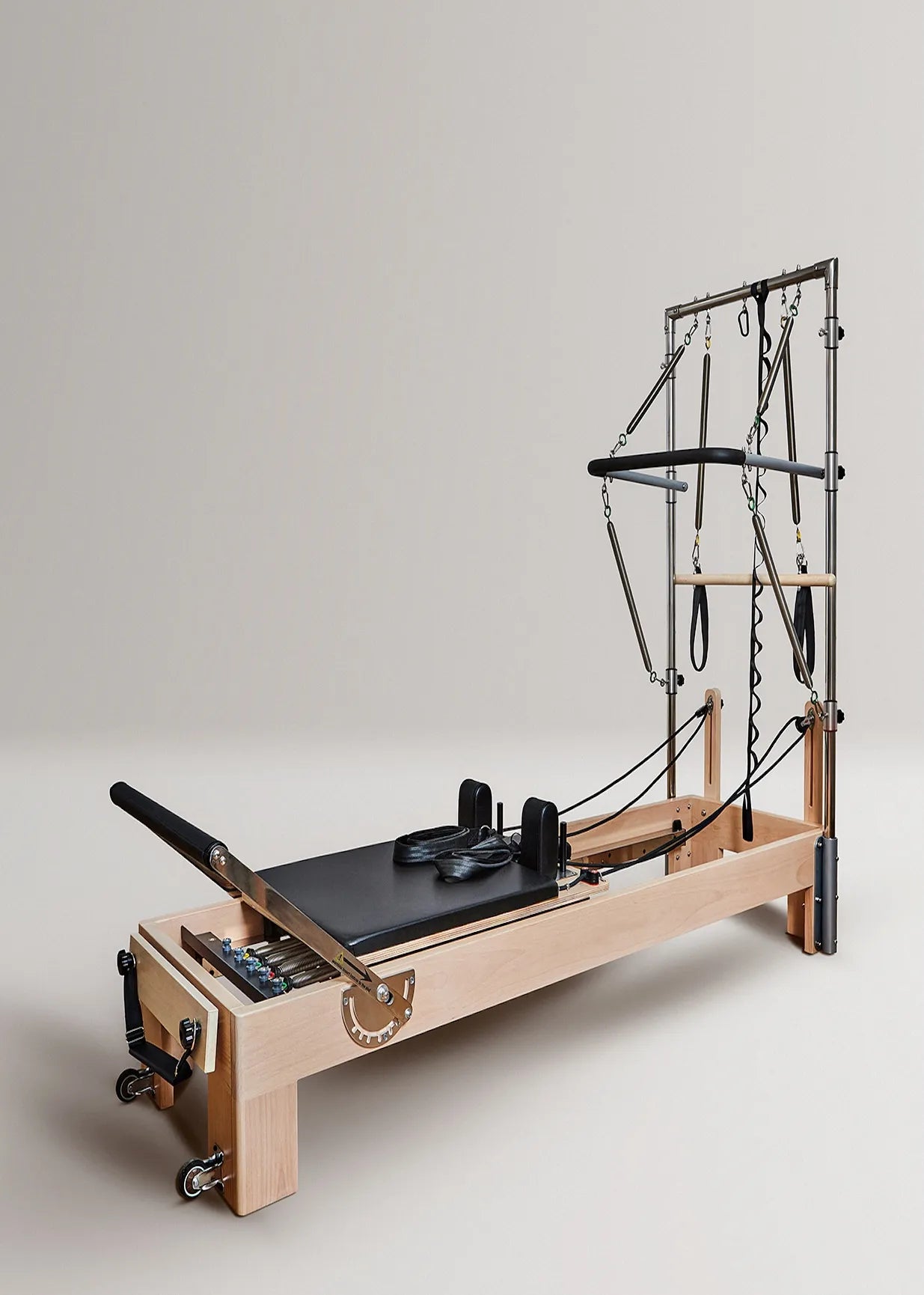 Reformer Pilates con Torre en Canarias | ZYIRON Reformer Tower Elite™